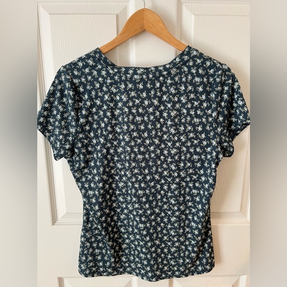 Laura Ashley floral cottagecore Soft Short Sleeve Top/Shorts Pajama Set Sz: L - Picture 5 of 16